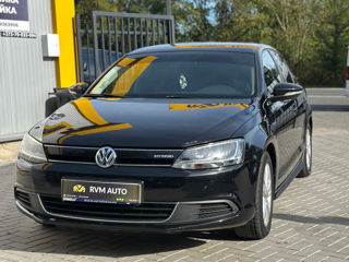 Volkswagen Jetta foto 1