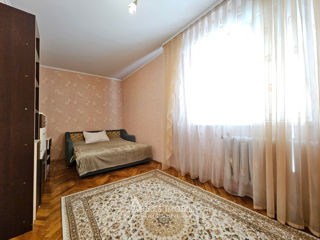 Apartament cu 2 camere, 45 m², Botanica, Chișinău foto 4