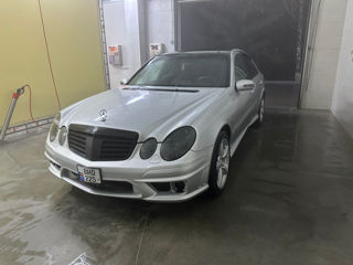 Mercedes E-Class foto 8