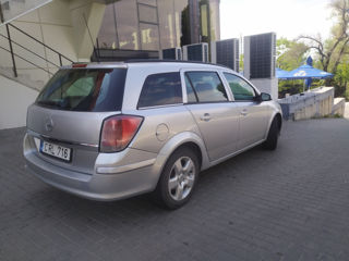 Opel Astra foto 3