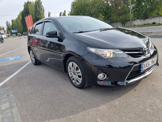 Toyota Auris foto 2