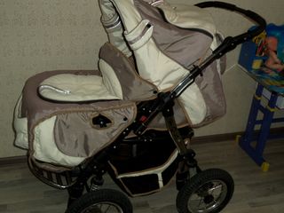Универсальная детская коляска (Зима-Лето). Полный комплект. foto 3