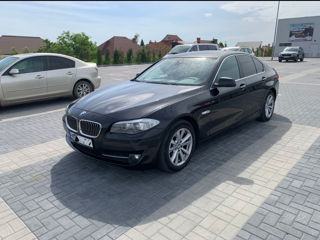 BMW 5 Series foto 1