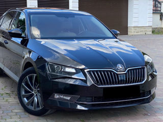 Skoda Superb foto 3