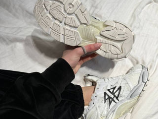 Balenciaga Runner White Graffiti foto 2