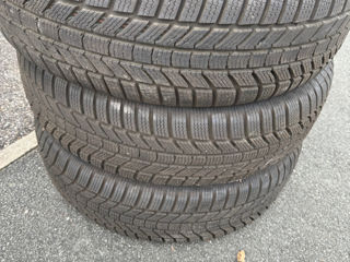 4 anvelope de iarnă 215/65 R17 foto 7