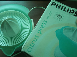 Соковыжималка для цитрусовых Philips HR2737 Daily Collection foto 1