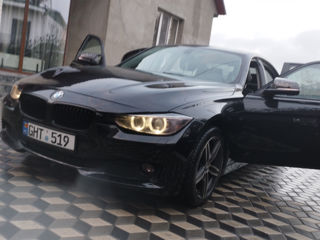 BMW 3 Series foto 7