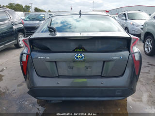 Toyota Prius foto 8