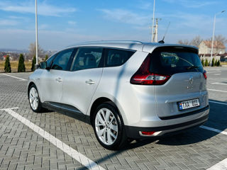 Renault Grand Scenic foto 2