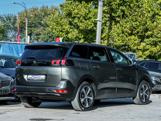 Peugeot 5008 foto 2