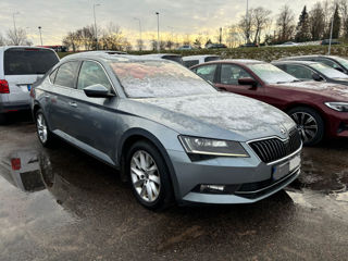 Skoda Superb foto 3