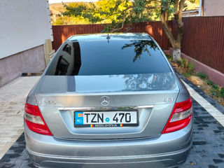 Mercedes C-Class foto 5