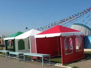 палатка (выставочная, торговая, для торжеств), шатёр для свадьбы, выставочный павильон, cort foto 1