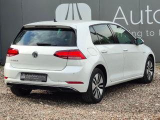 Volkswagen Golf foto 6