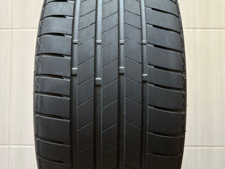 225 / 40 R18 foto 3