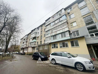 Apartament cu 3 camere, 64 m², Buiucani, Chișinău foto 11