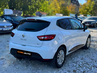 Renault Clio foto 4