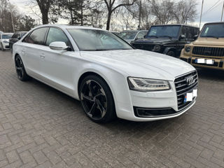 Audi A8 foto 7