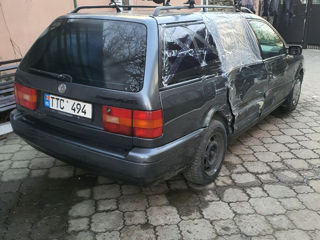 Volkswagen Passat foto 3