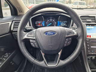 Ford Fusion foto 11