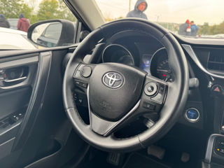 Toyota Auris foto 9