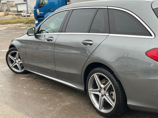 Mercedes C-Class foto 6