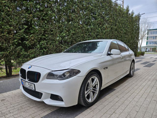 BMW 5 Series фото 8