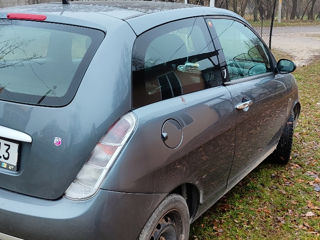 Lancia Ypsilon foto 2