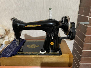 Швейная машинка ПМЗ 2