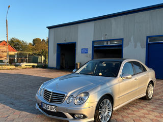 Mercedes E-Class foto 3