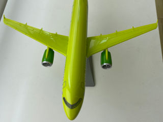 Продается модель самолёта Airbus A320. foto 2