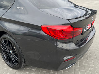 BMW 5 Series foto 9