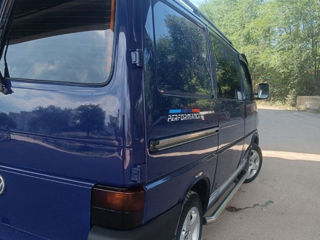 Volkswagen Transporter foto 2