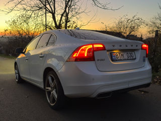 Volvo S60 foto 3