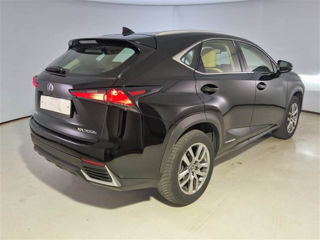 Lexus NX Series foto 3