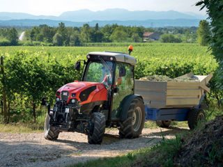 Tractor pentru podgorii / livezi / câmpuri foto 4