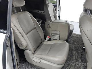 KIA Carnival foto 10