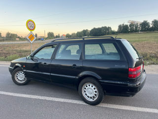 Volkswagen Passat foto 3