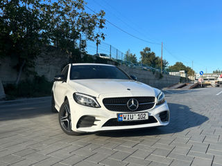 Mercedes C-Class foto 1