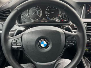 BMW 5 Series foto 7