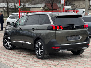 Peugeot 5008 foto 3