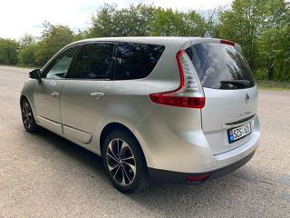 Renault Grand Scenic foto 3