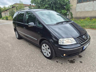 Volkswagen Sharan foto 1