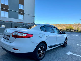 Renault Fluence foto 4