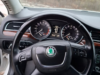 Skoda Superb foto 4