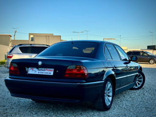 BMW 7 Series foto 3