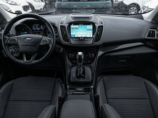 Ford Kuga foto 6