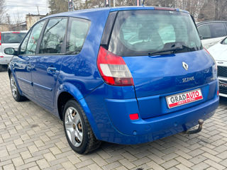 Renault Grand Scenic foto 6