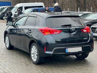 Toyota Auris foto 5